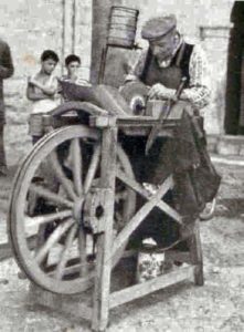 170301 occupazione - antichi mestieri - arrotino